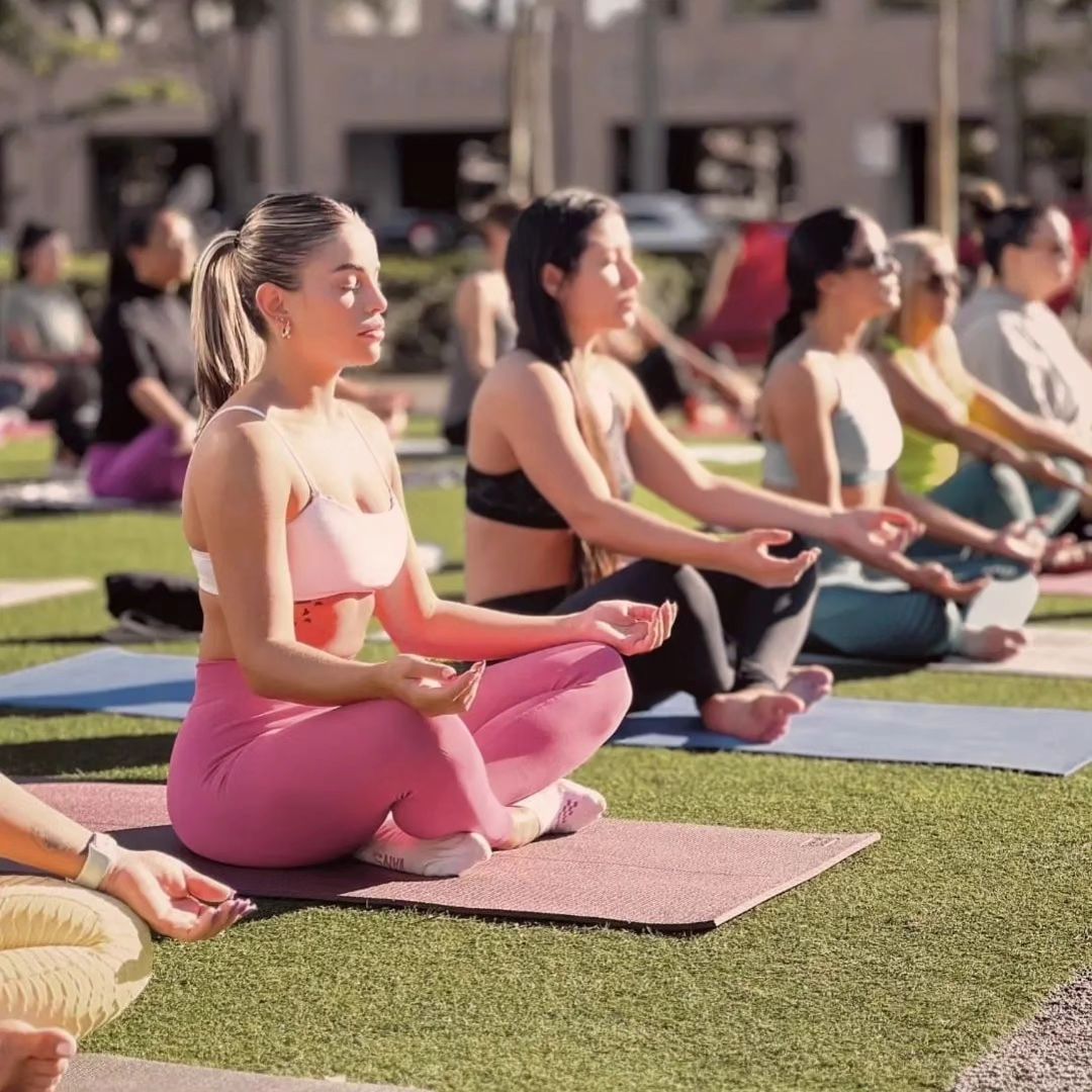 O Yoga transforma você - Vida de Yoga